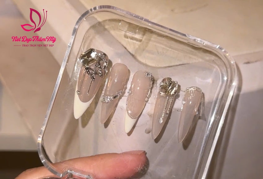 mẫu nail box đẹp