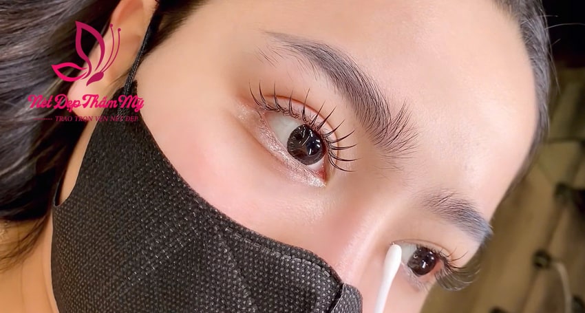 mi mắt ướt thiêt kế