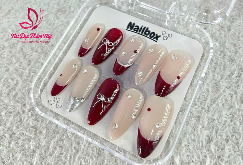 nail box là gì