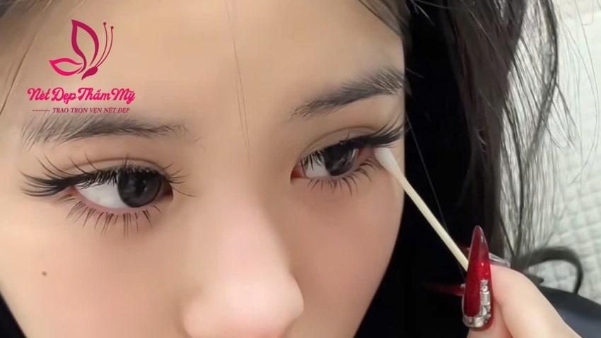 nối mi búp bê