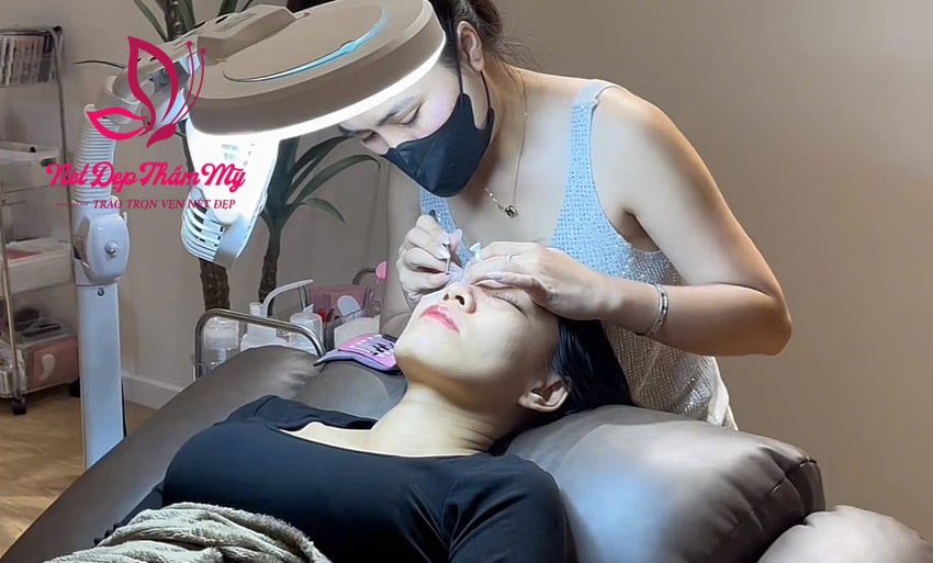 uốn mi 3d là gì