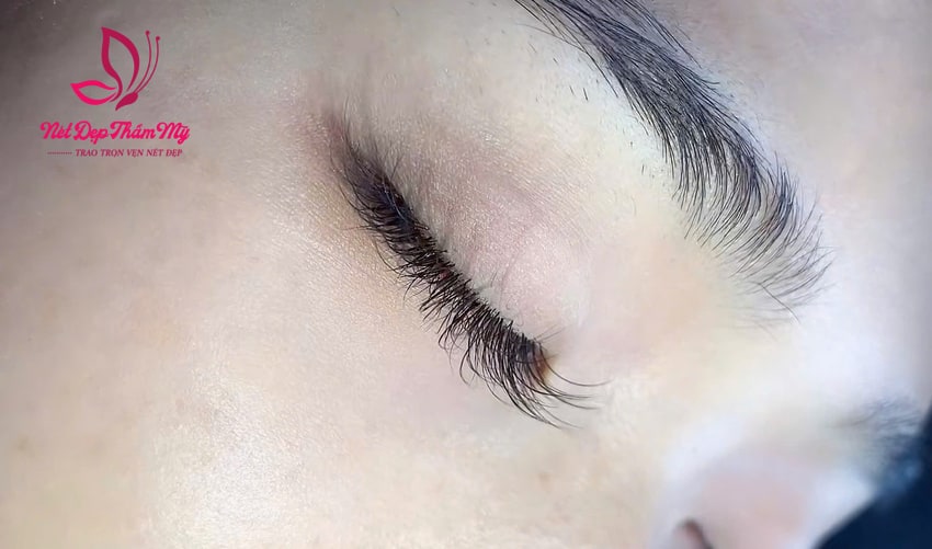 uốn mi collagen giữ được bao lâu