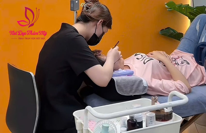 uốn mi mất bao lâu thời gian