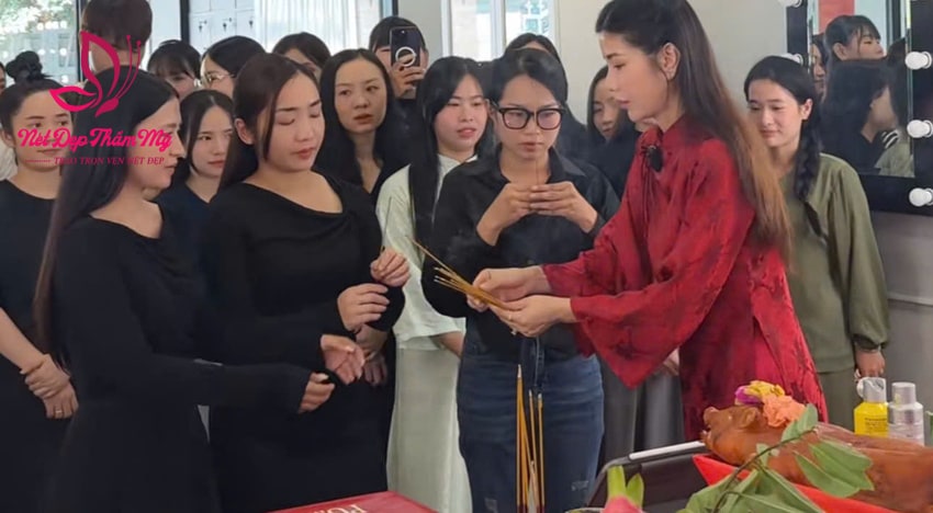 văn khấn cúng tổ nghề nối mi