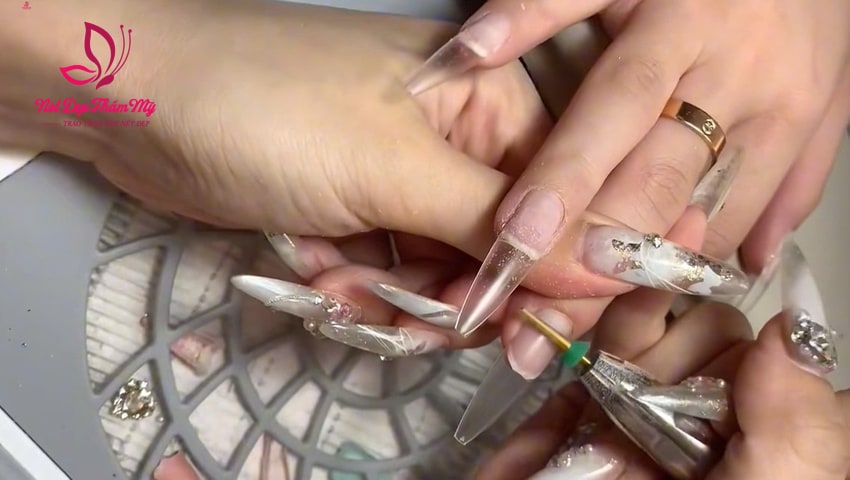 làm nail đẹp quận 10