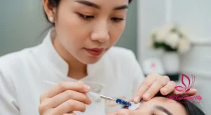 Ảnh bìa Cắt Lông Mi Có Mọc Lại Không