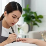 Dịch Vụ Làm Nail Tại Nhà TPHCM Chuyên Nghiệp: Bảng Giá Chi Tiết & Quy Trình Phục Vụ Tận Nơi